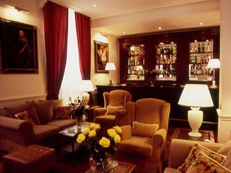 Hotel Executive
