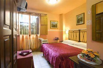 Hotel Camilla Guelfa 3*