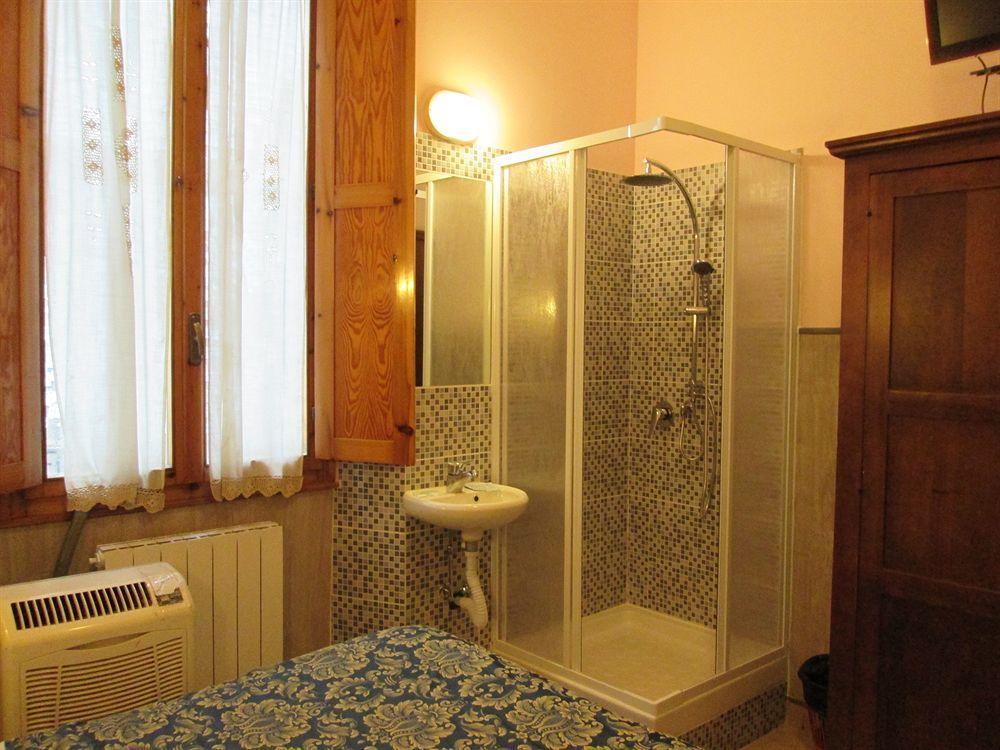 Hotel Camilla Guelfa 3*