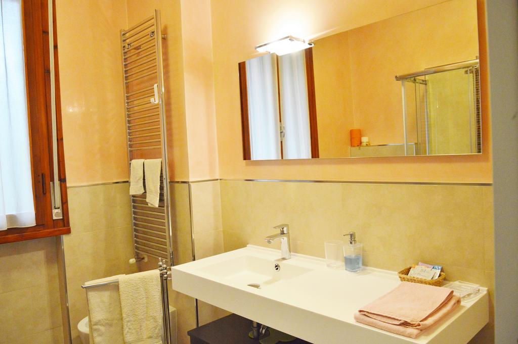 Lella's Flat Firenze