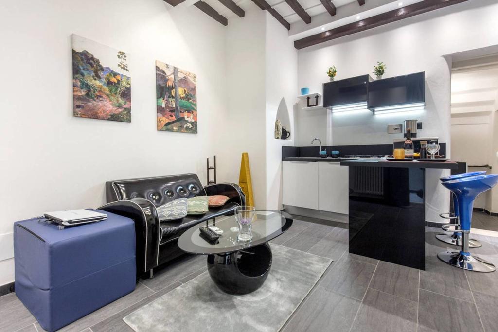 Gauguin Modern House *