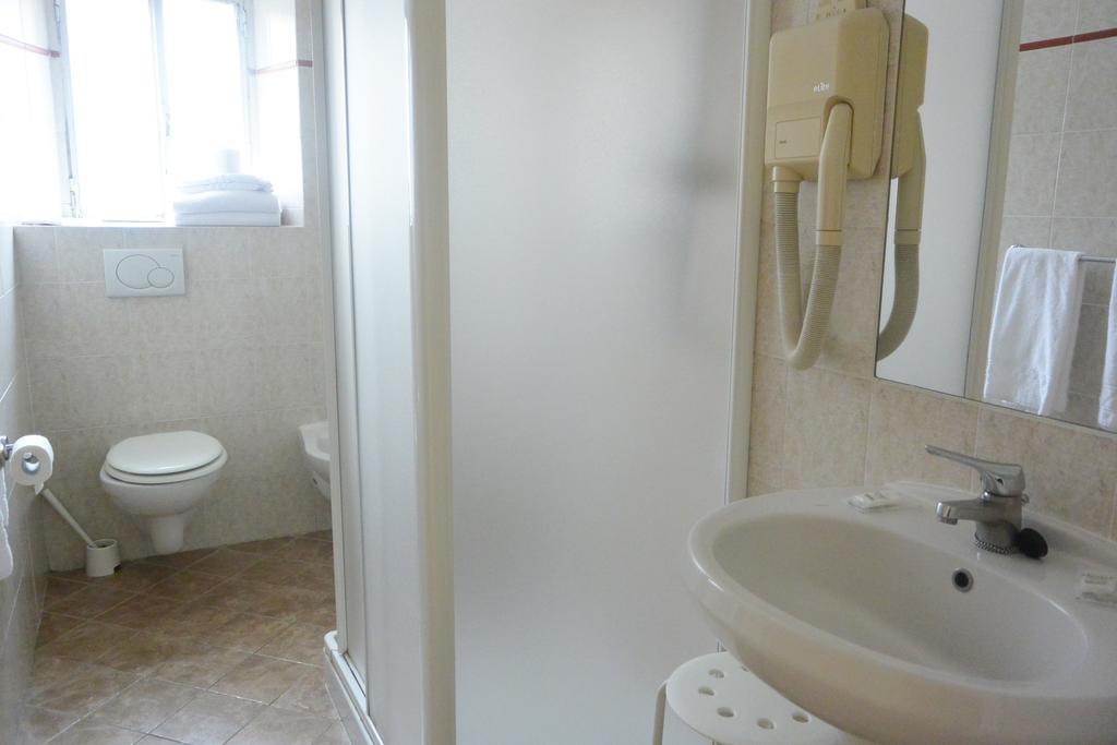 Crocini Hotel 3*