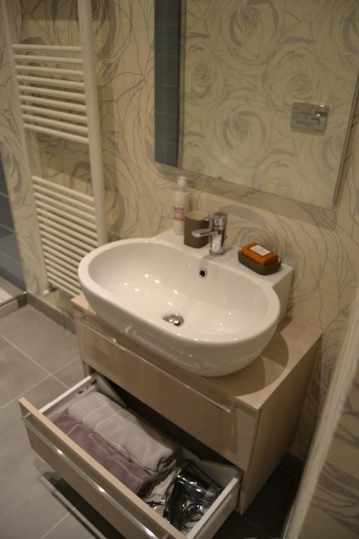 Opera 19 Luxury