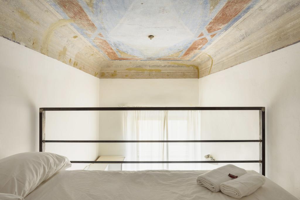 Two-bedroom Close To Mercato Centrale * Florence