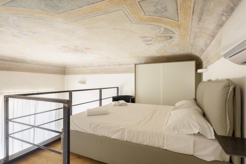 Two-bedroom Close To Mercato Centrale Apartment