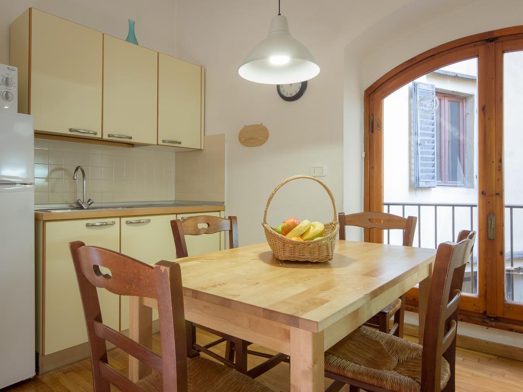 Tower House Apartment *
