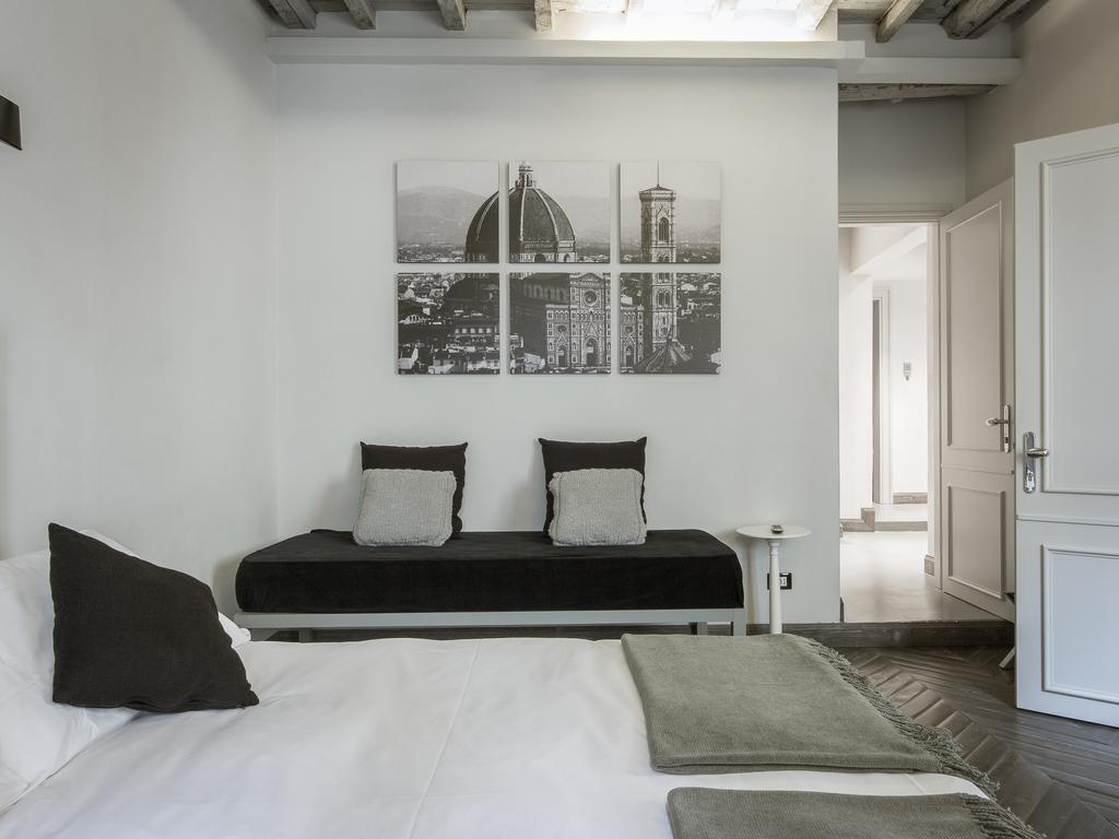 - Floroom Sole Apartment *