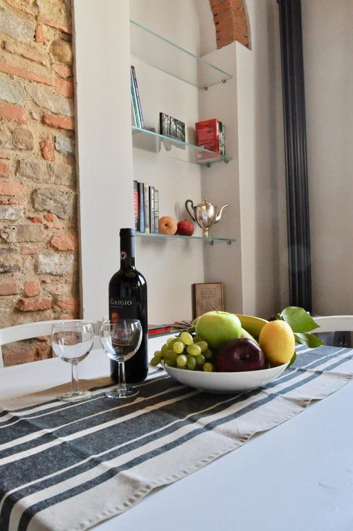 Borgo San Frediano - Flo *