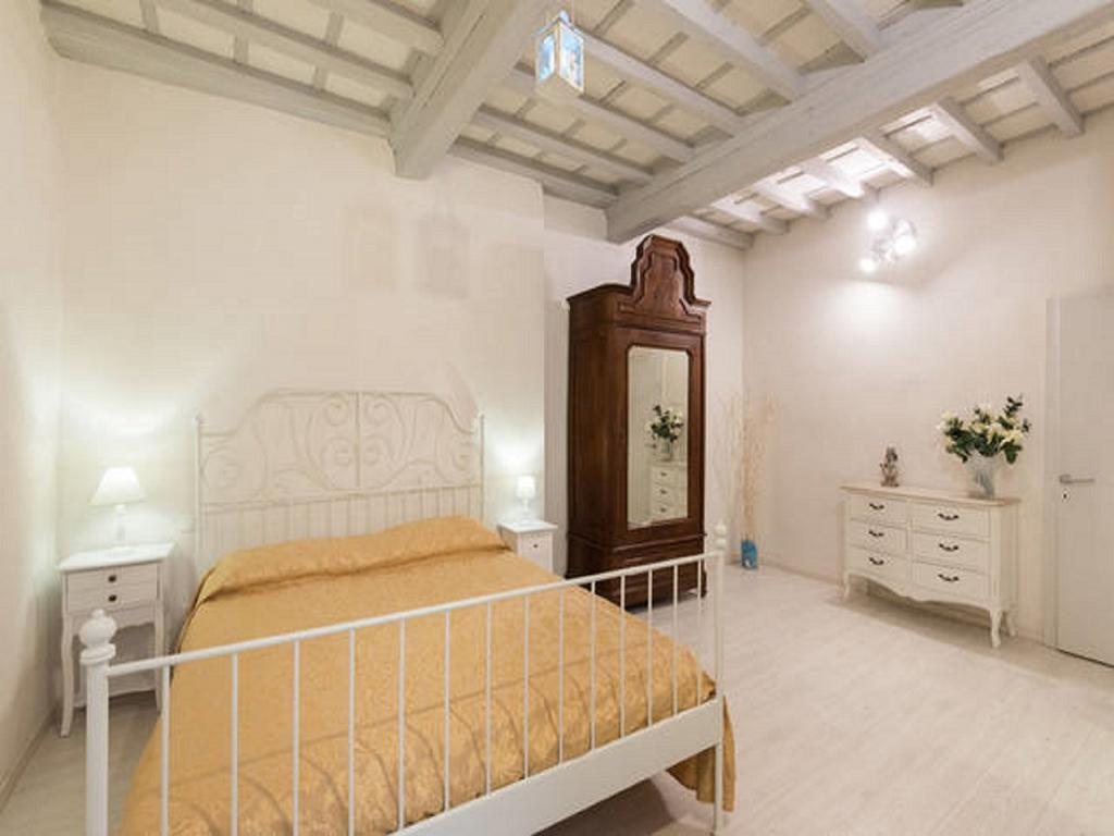 Apartment Happy Santa Croce 2 *
