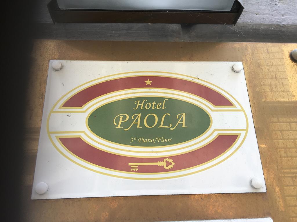 Paola *
