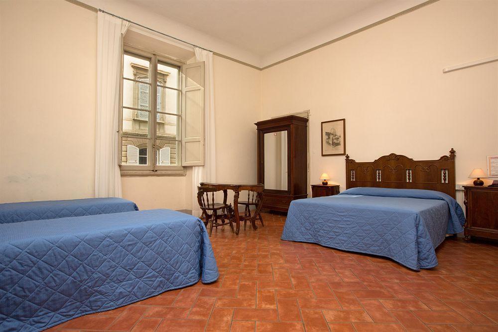 Crocini Hotel 3*