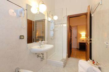 Residenza Th Battistero