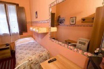 Camilla Guelfa Hotel 3*