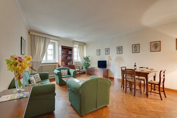 Family Palazzo Salviati Firenze