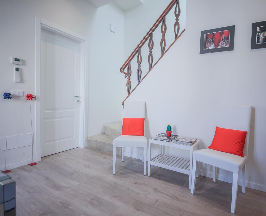 - Unita Balcony Apartment