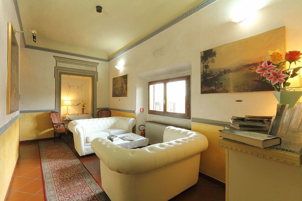 Delle Tele Hotel