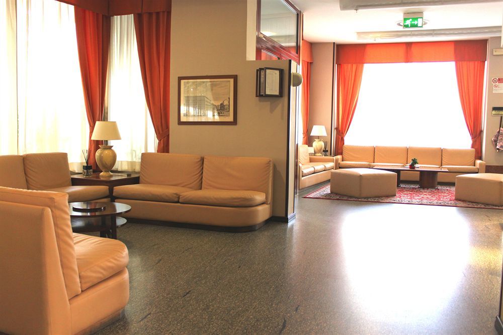Western Chc Hotel