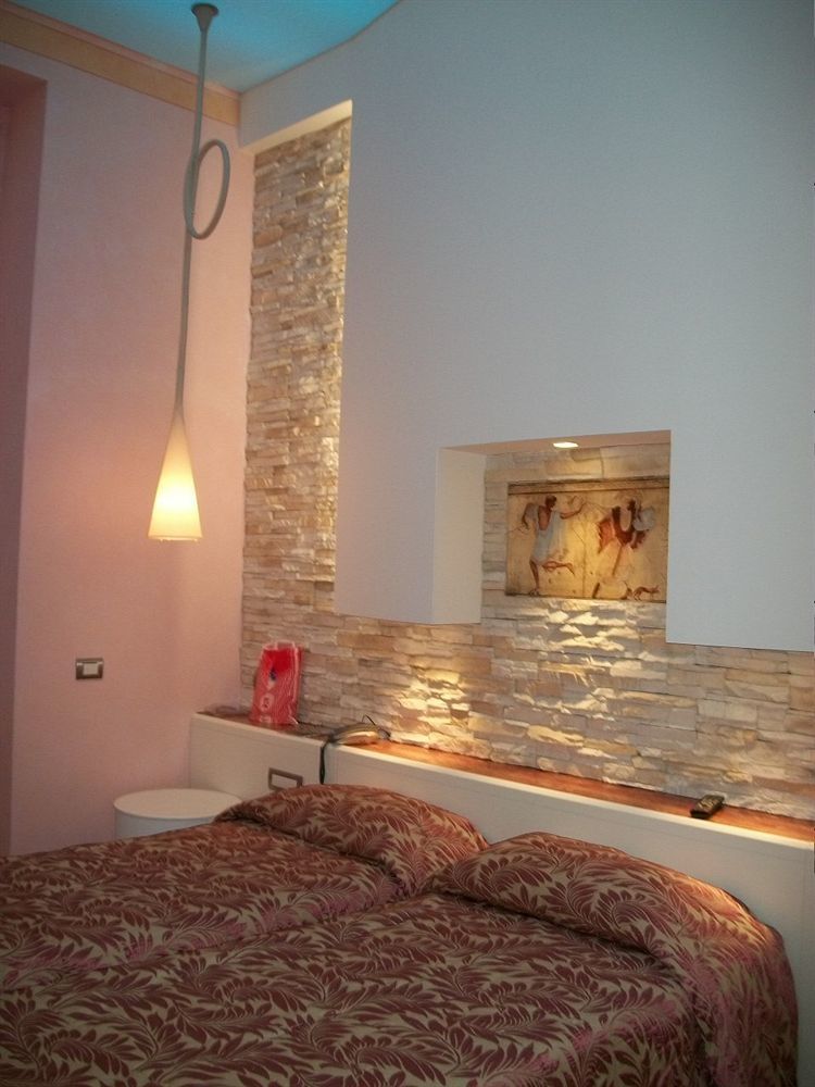 Aurora 3*