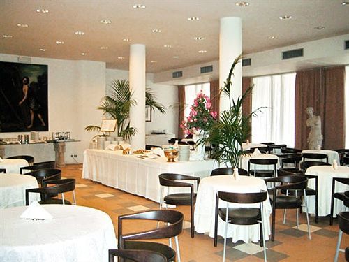 Palazzo Ricasoli Hotel 4*
