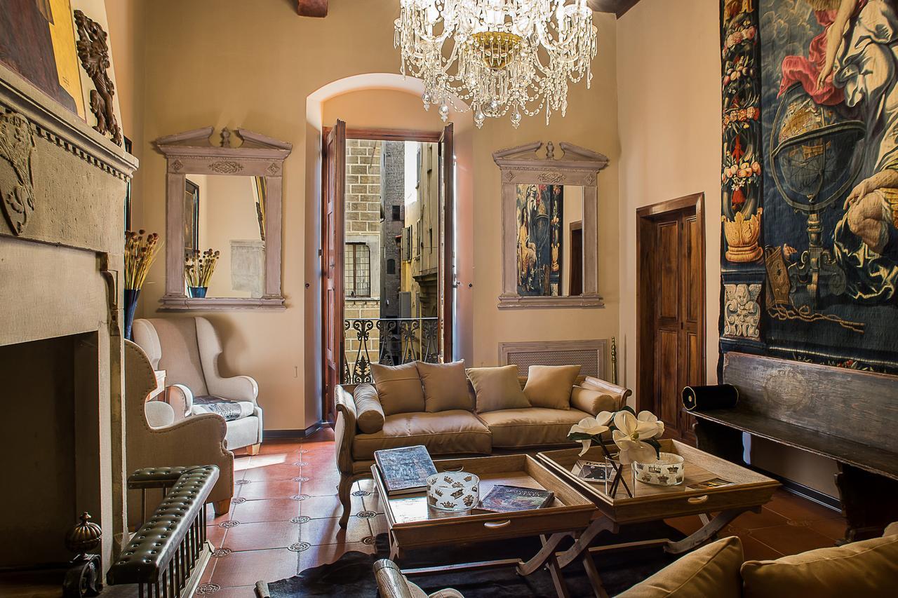 Palazzo Gallery - The Tuscan Collection Apartment *