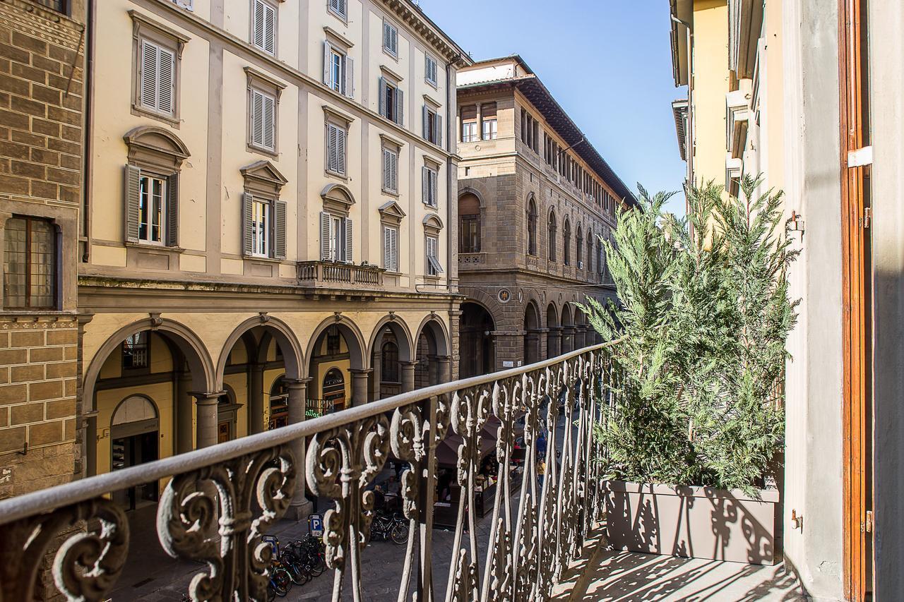 Palazzo Gallery - The Tuscan Collection *