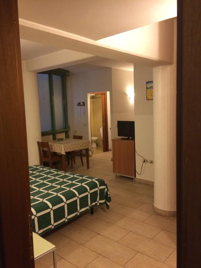 Gemini Apartment *