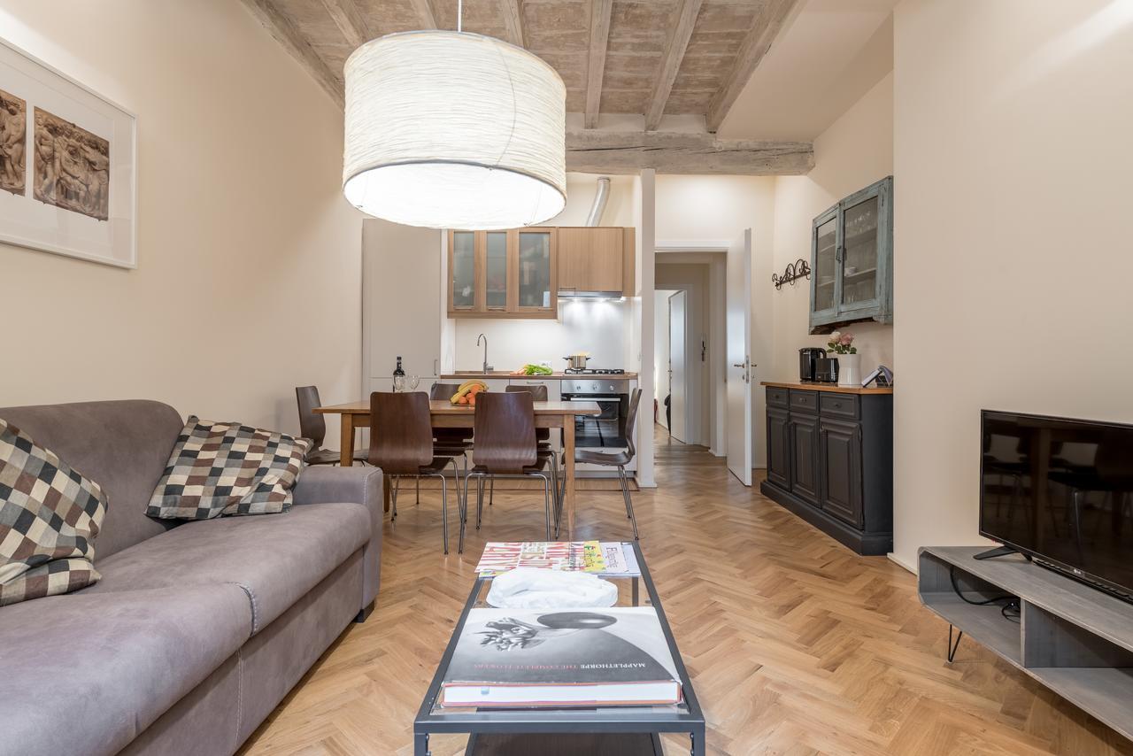 Romantic Novella By Mmega Apartment Florence
