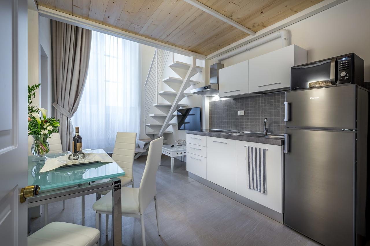 Residenza Alessandra Bed & Breakfast Florence
