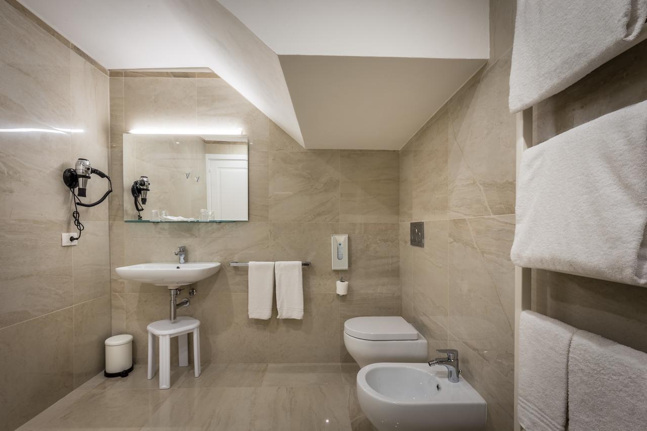 Residenza Alessandra Bed & Breakfast Florence