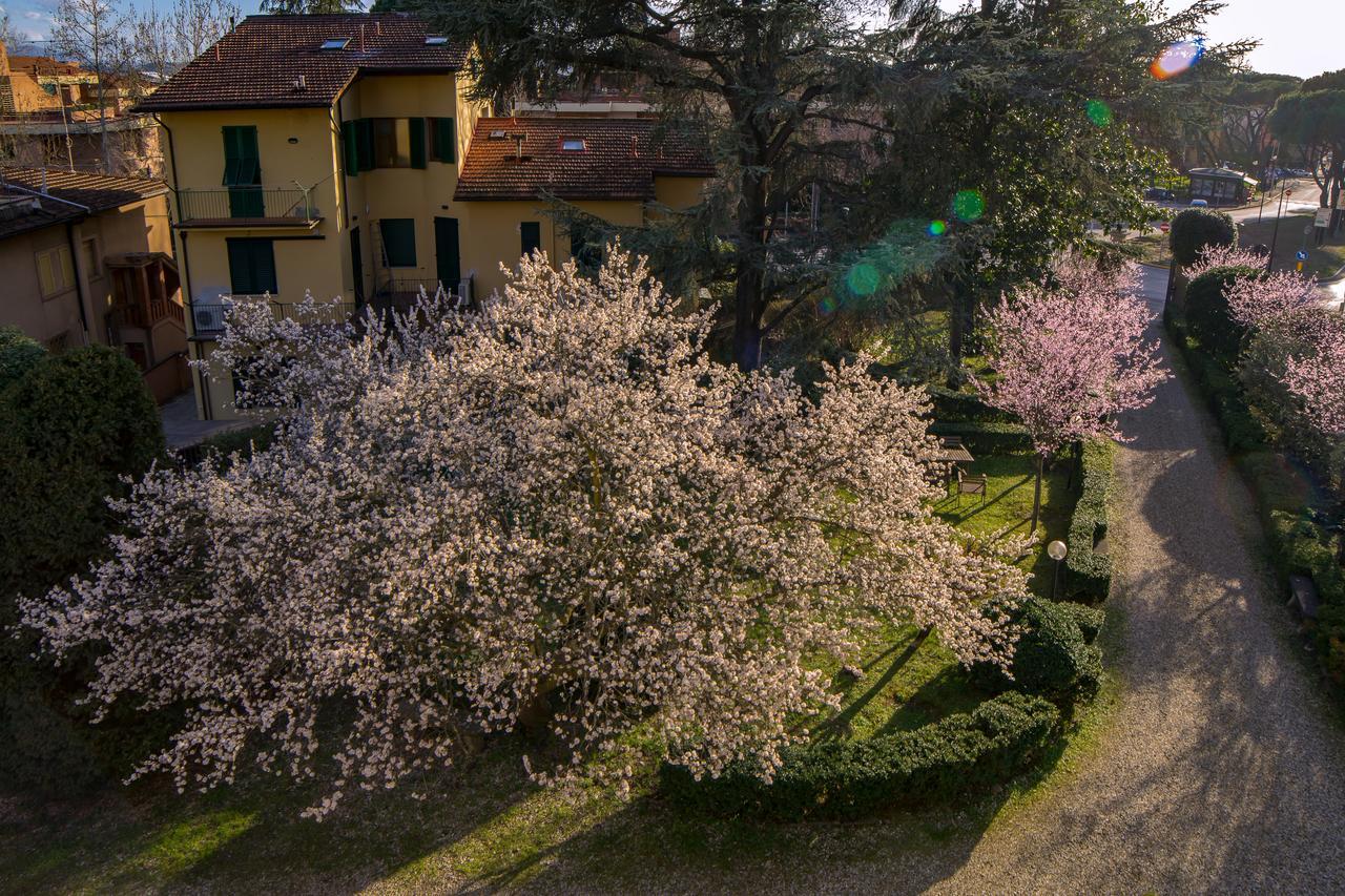 Dimora Salviati Bed & Breakfast 3*