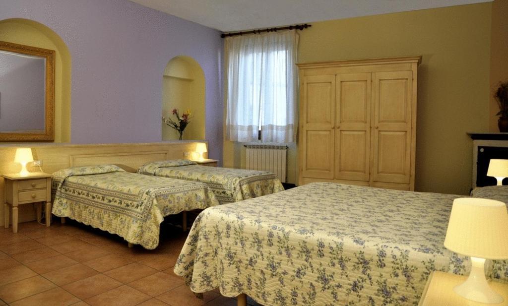 Hotel Regina *