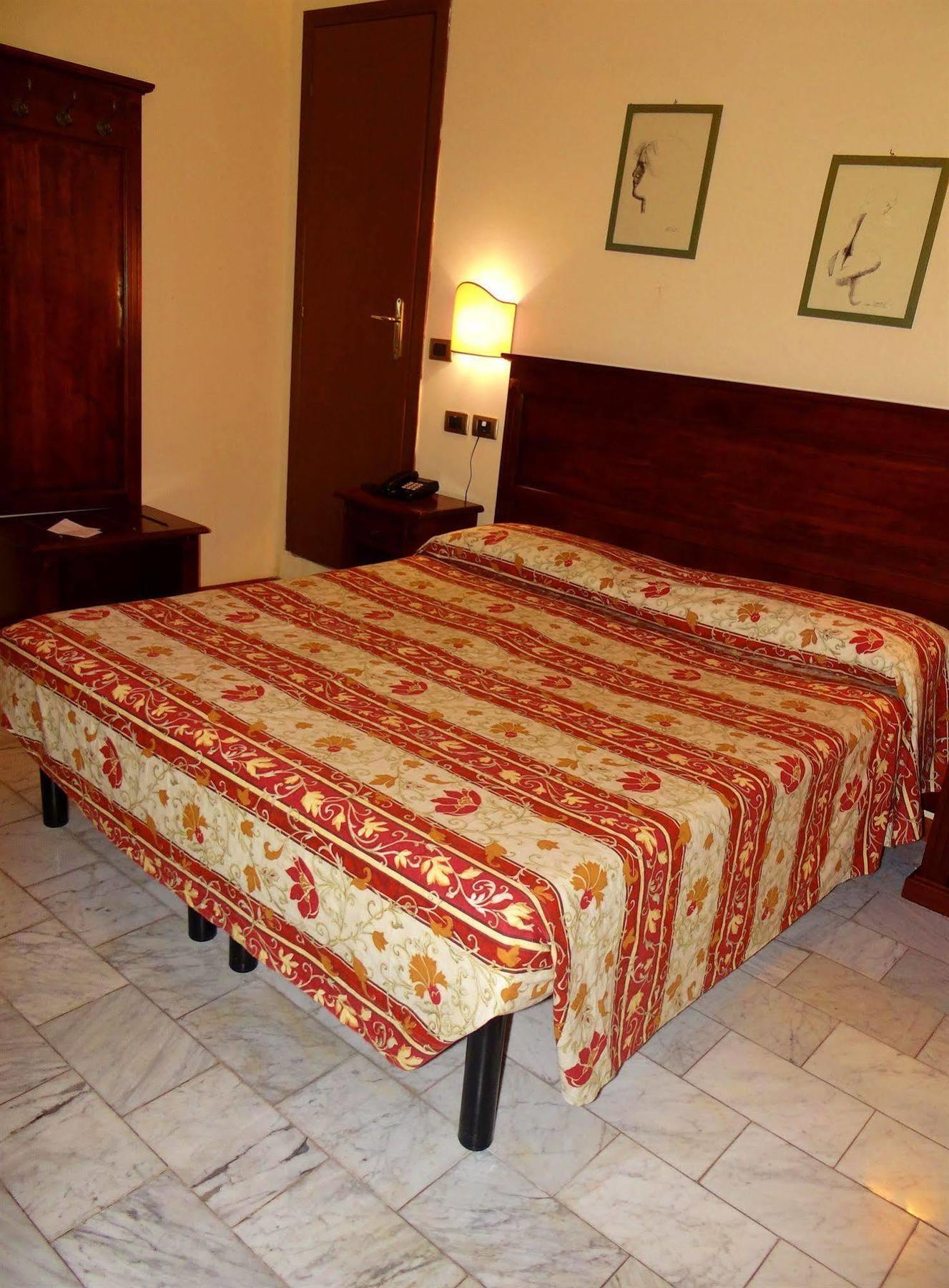 Hotel Astor 3*