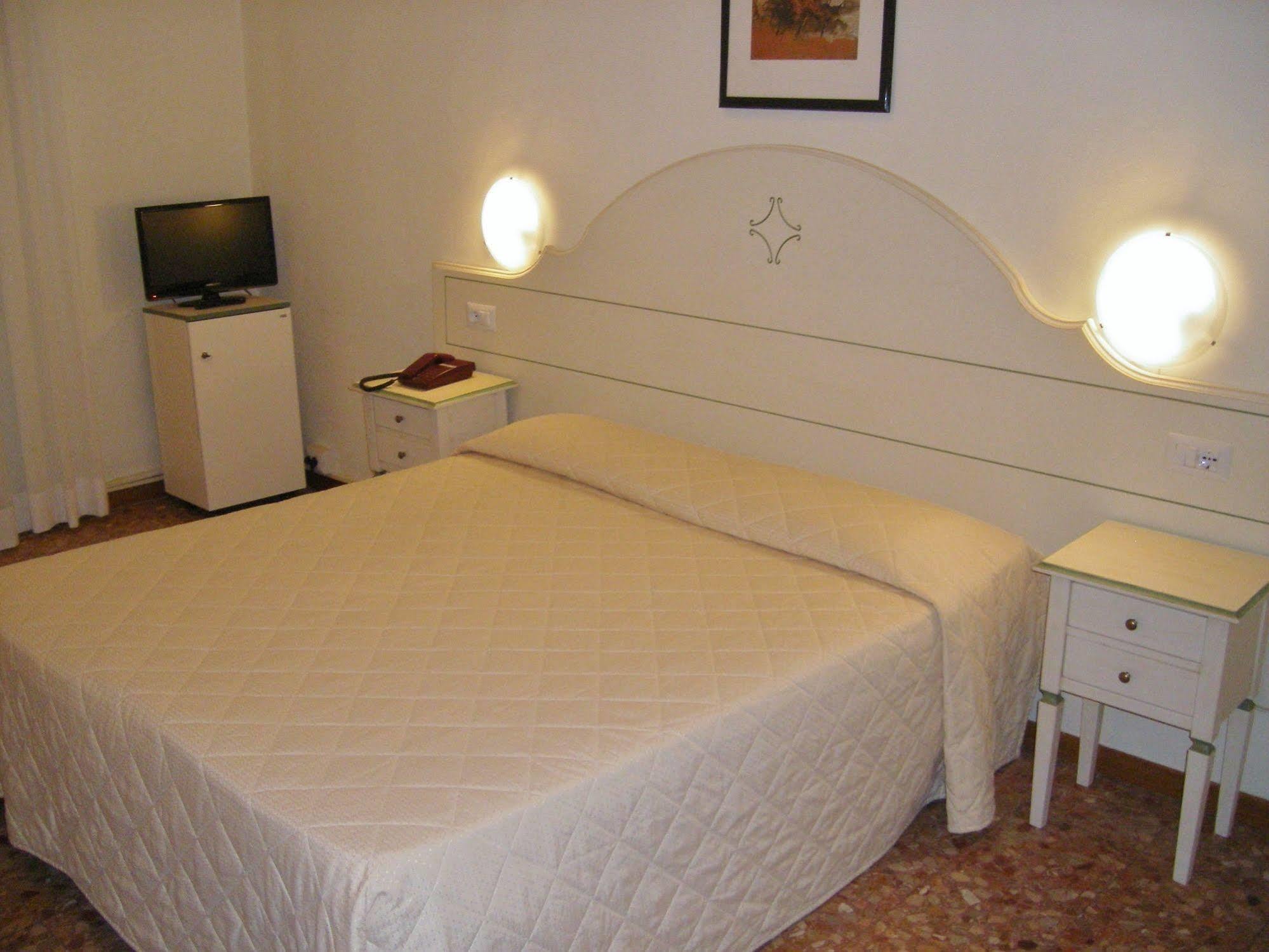 Hotel Crocini Florence