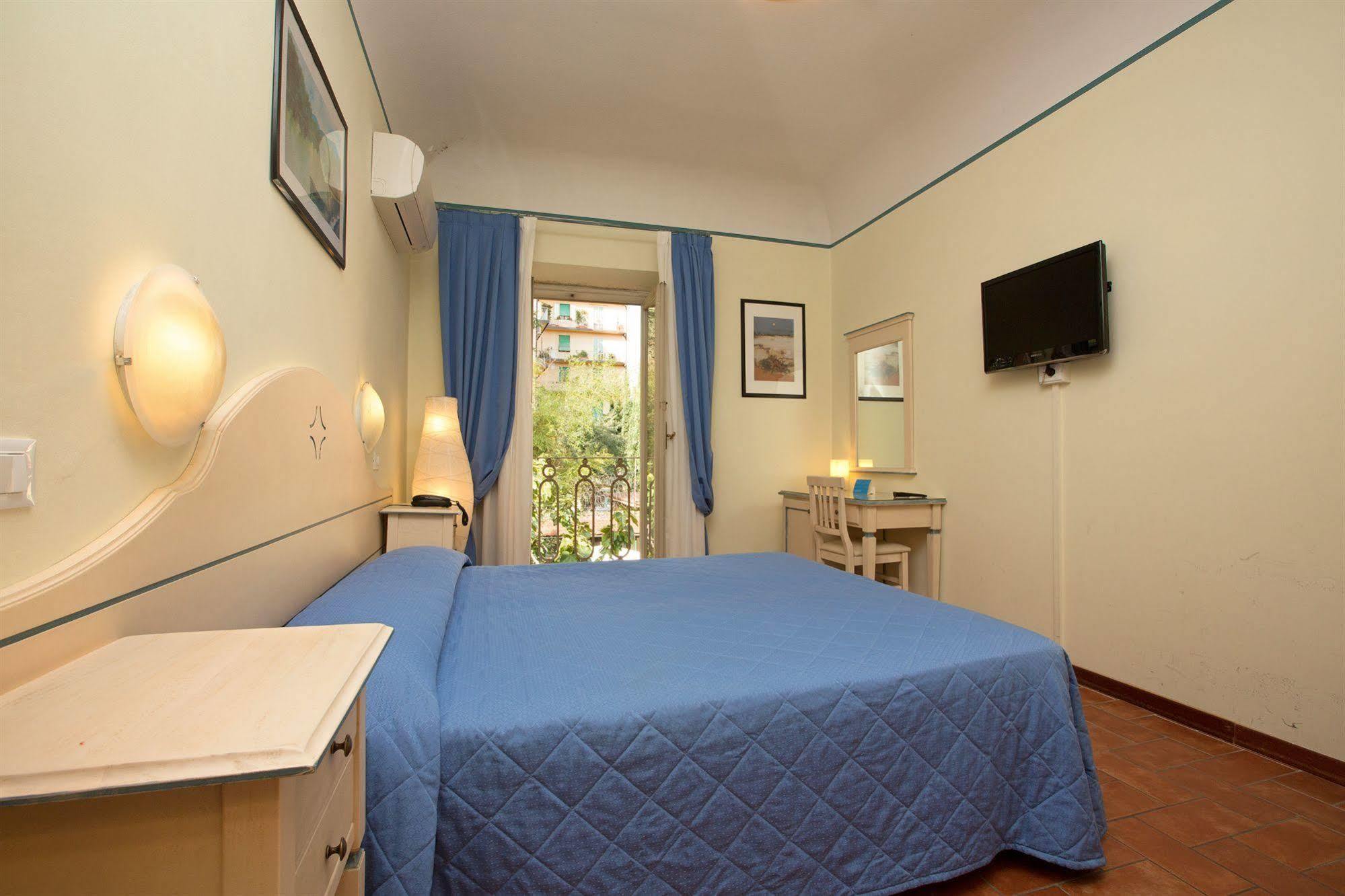 Hotel Crocini 3*
