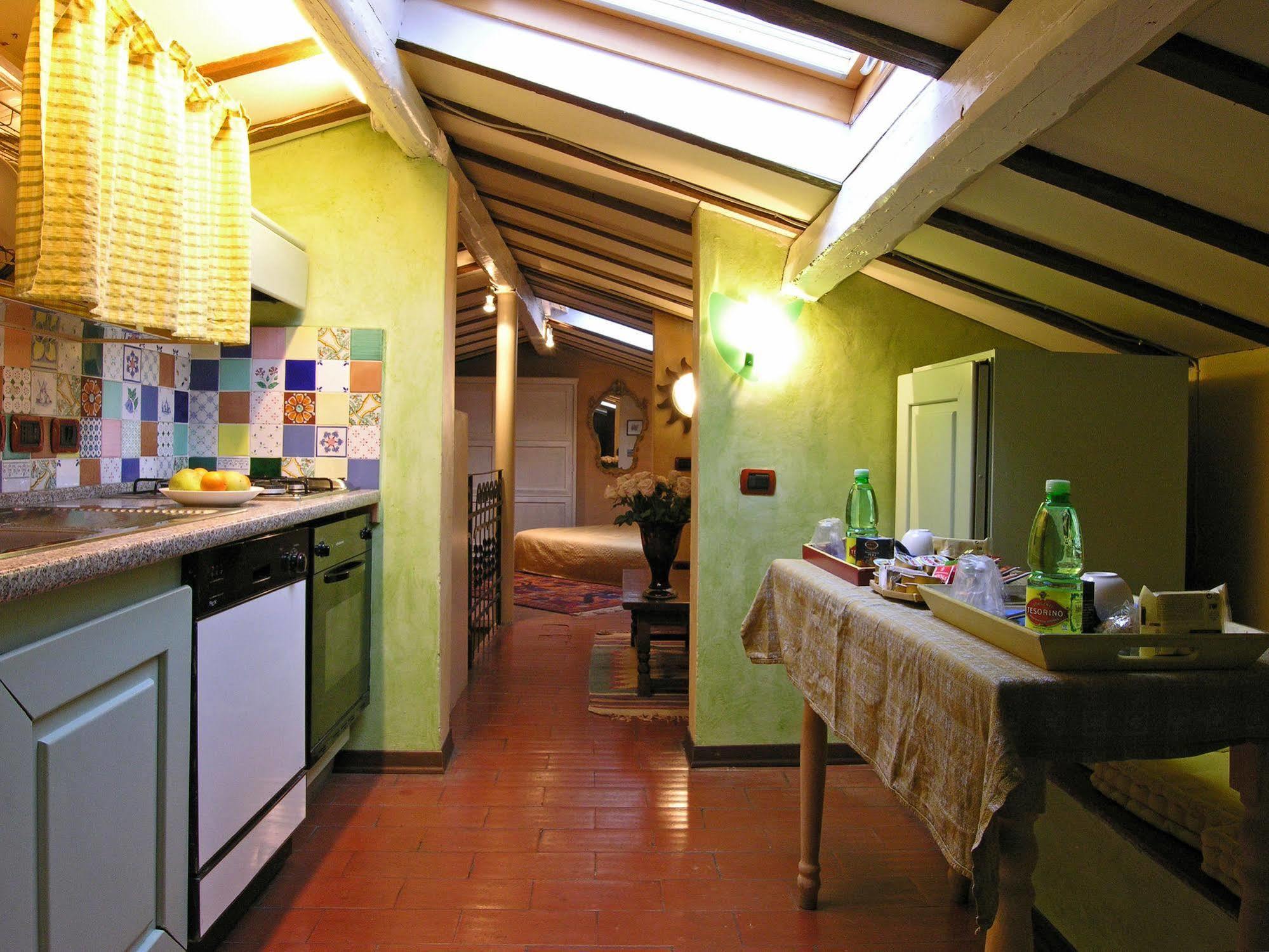 Abatjour Eco-Friendly B&B 3* Firenze