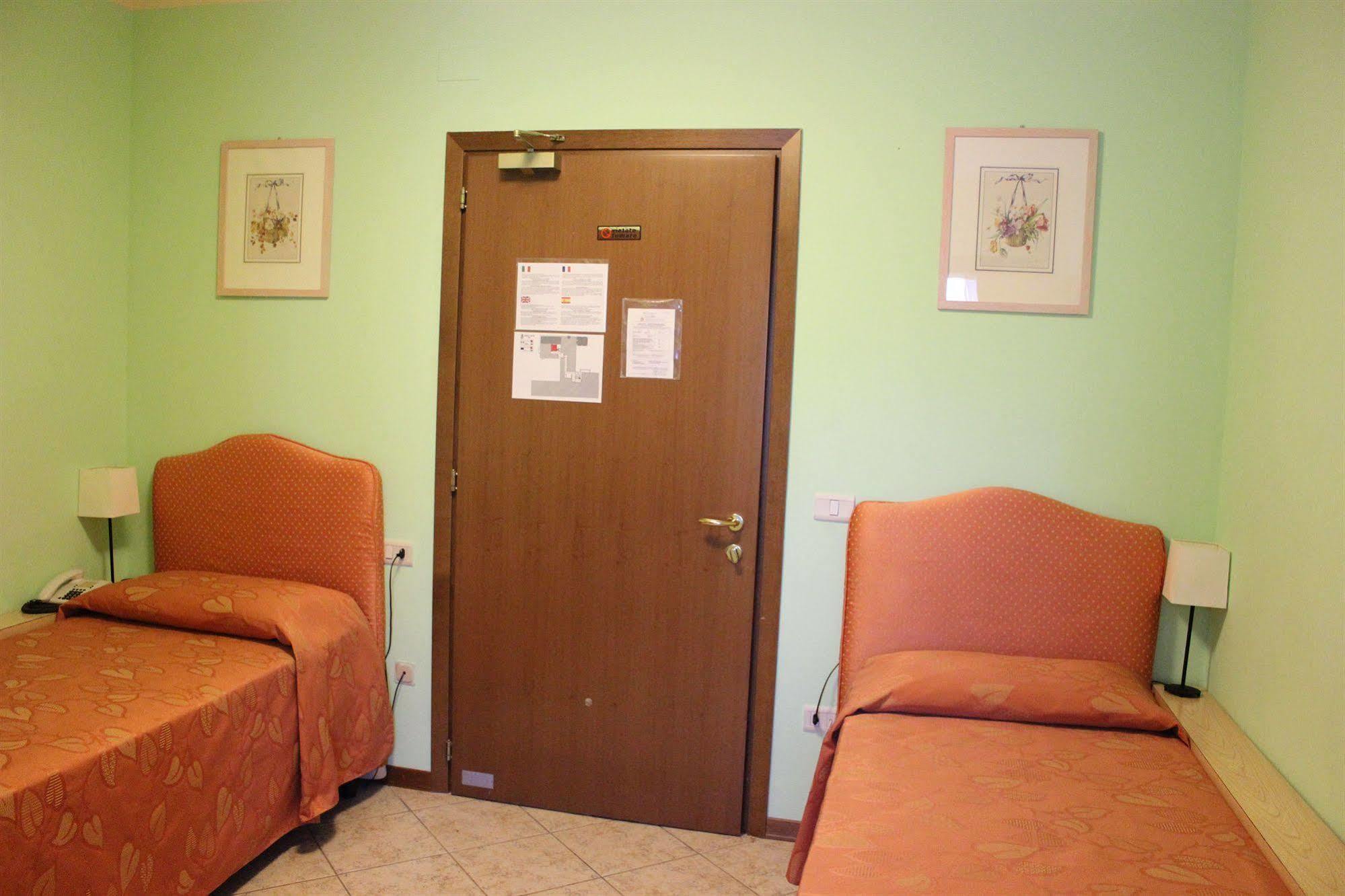 Hotel La Stella 2*