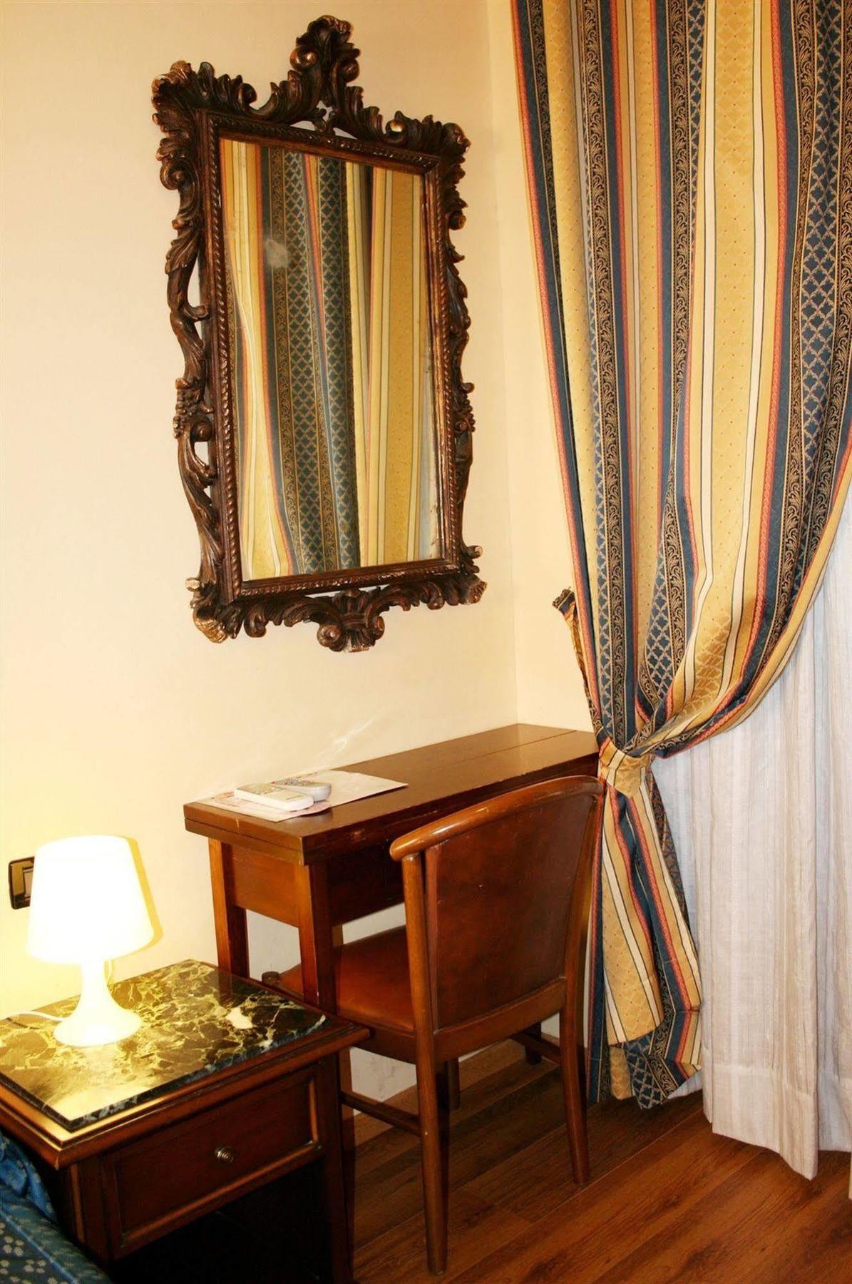 Enza 2* Florence