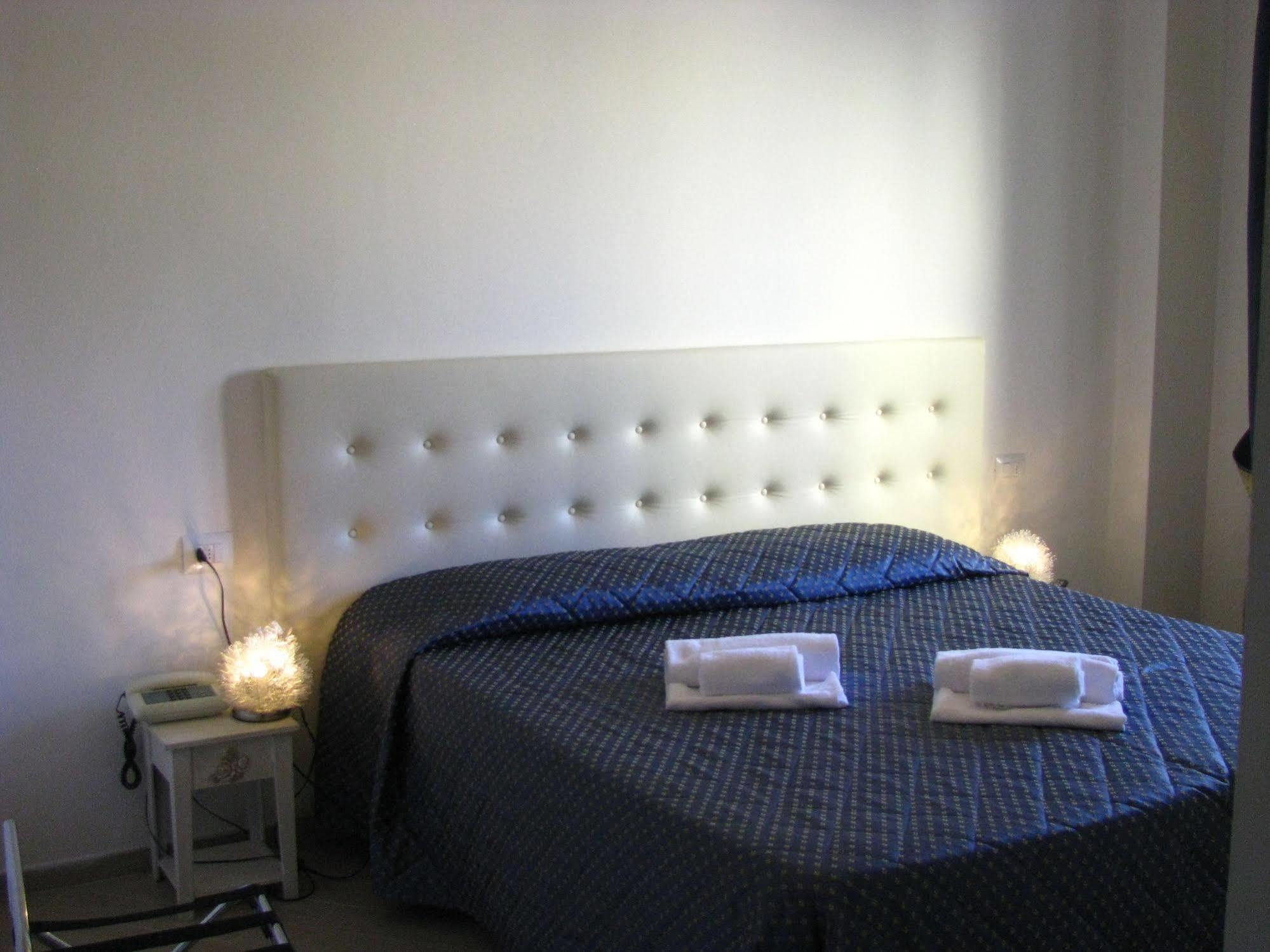 Enza 2* Florence