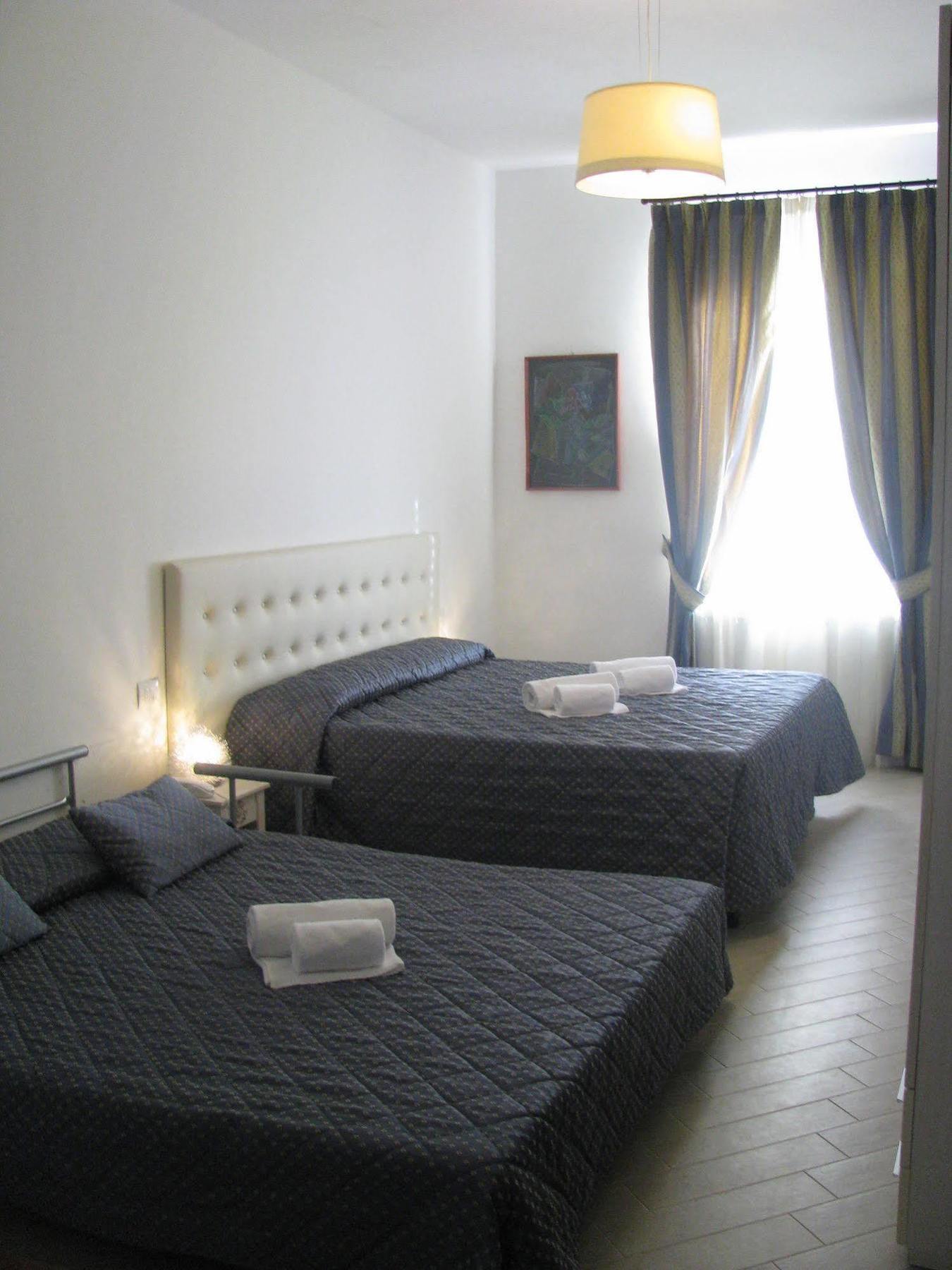 Enza Hotel