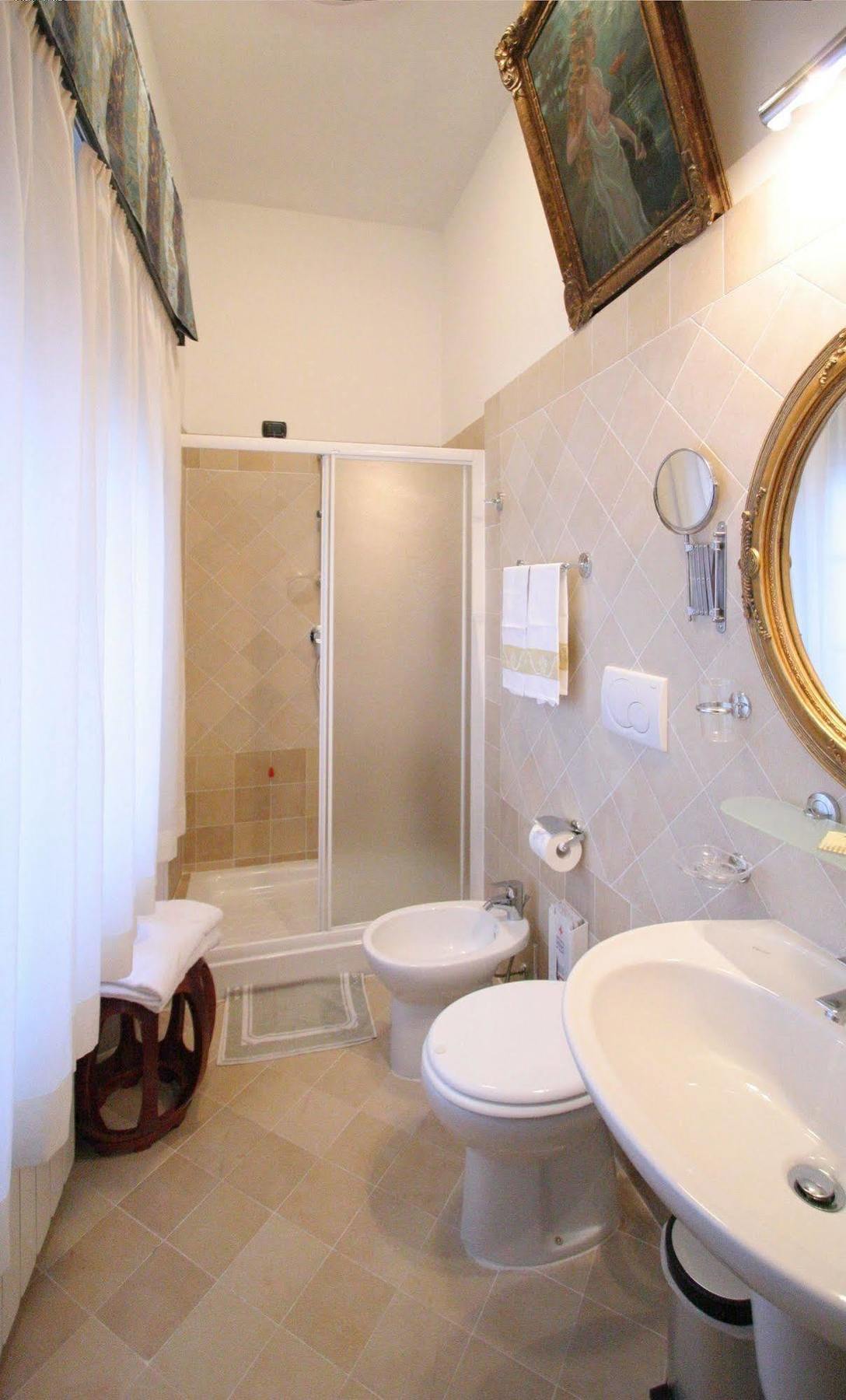 Berna Hotel 2*