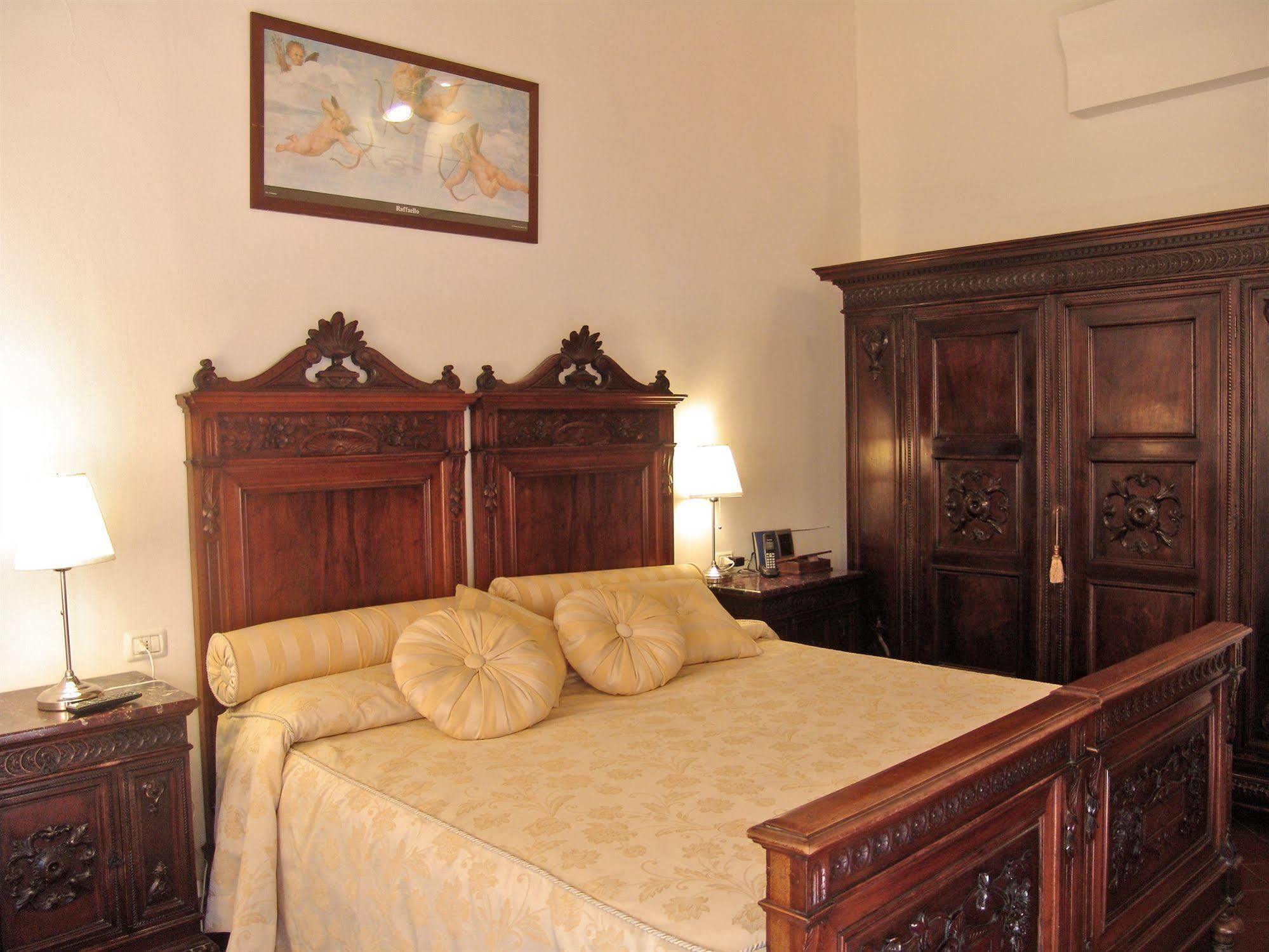 Coco Places Panerai, Centro Storico Affittacamere 2*