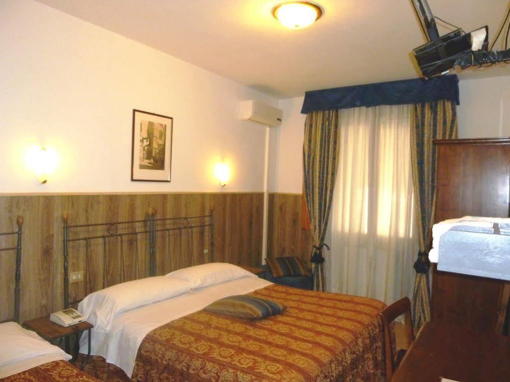 Camilla Guelfa Hotel Florence