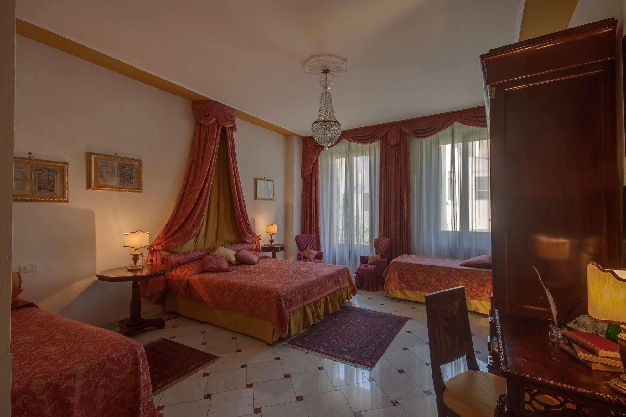 Dream Domus Bed & Breakfast 3*