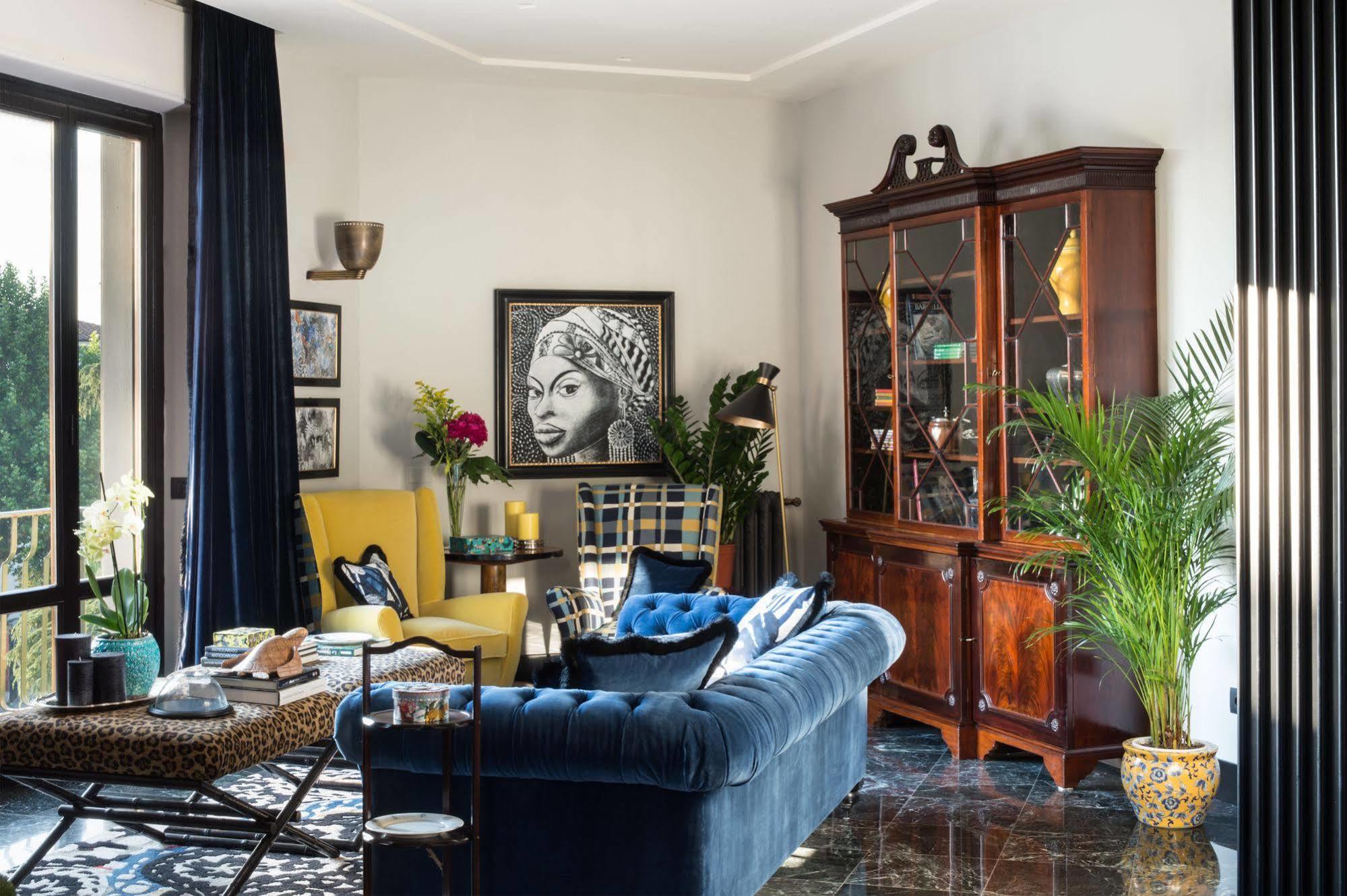 Velona's Jungle Luxury