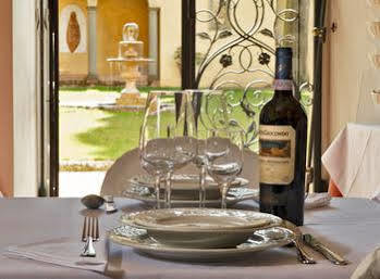 Agape - Art In Hotel 3*
