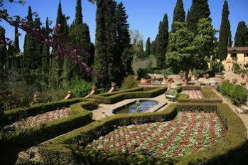 Agape - Art In 3* Florence