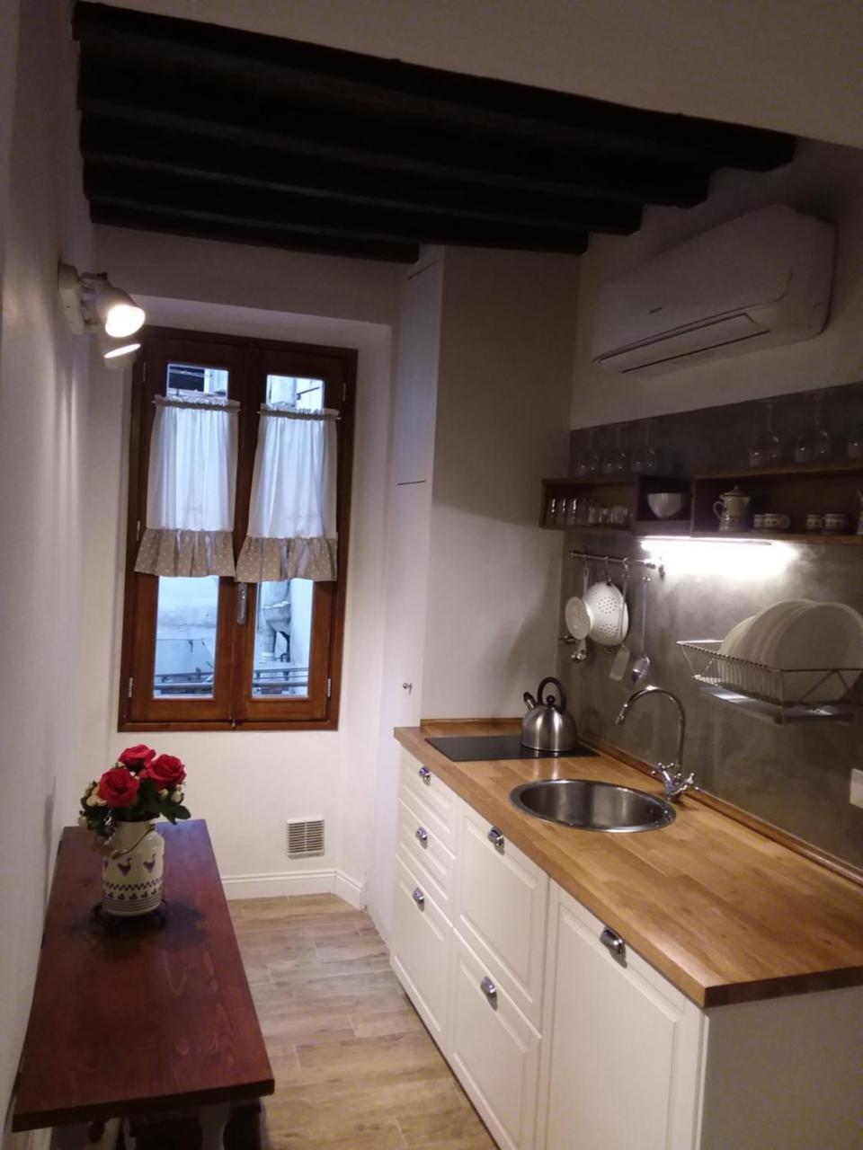 Apartment La Nicchia Guelfa Florence