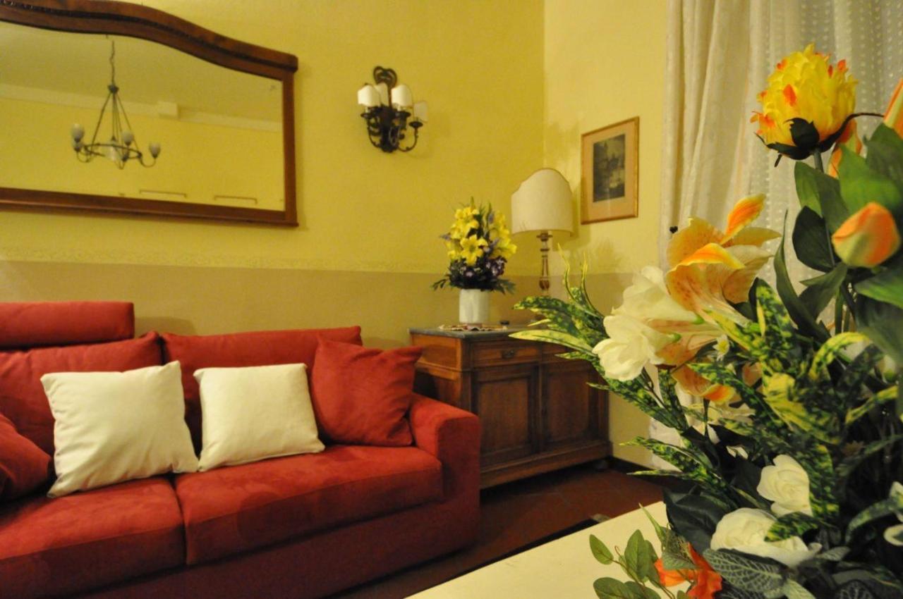 Apartment Giglio Florence
