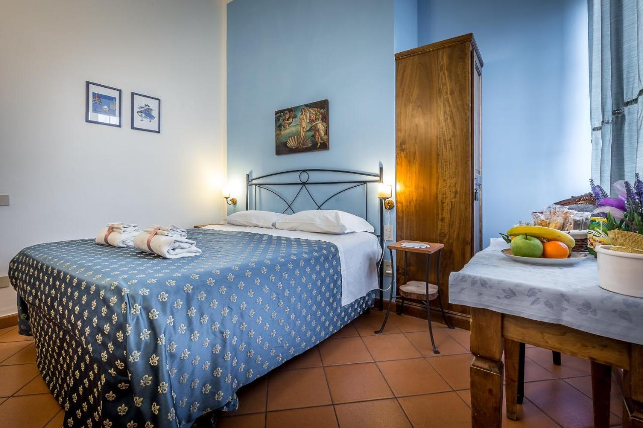 Bed & Breakfast Dimora Altea 3*