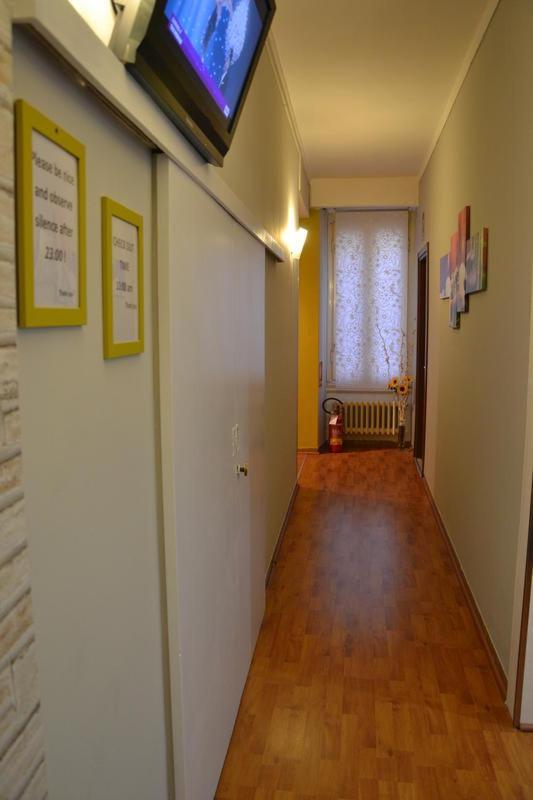 Leonardo Tourist House *